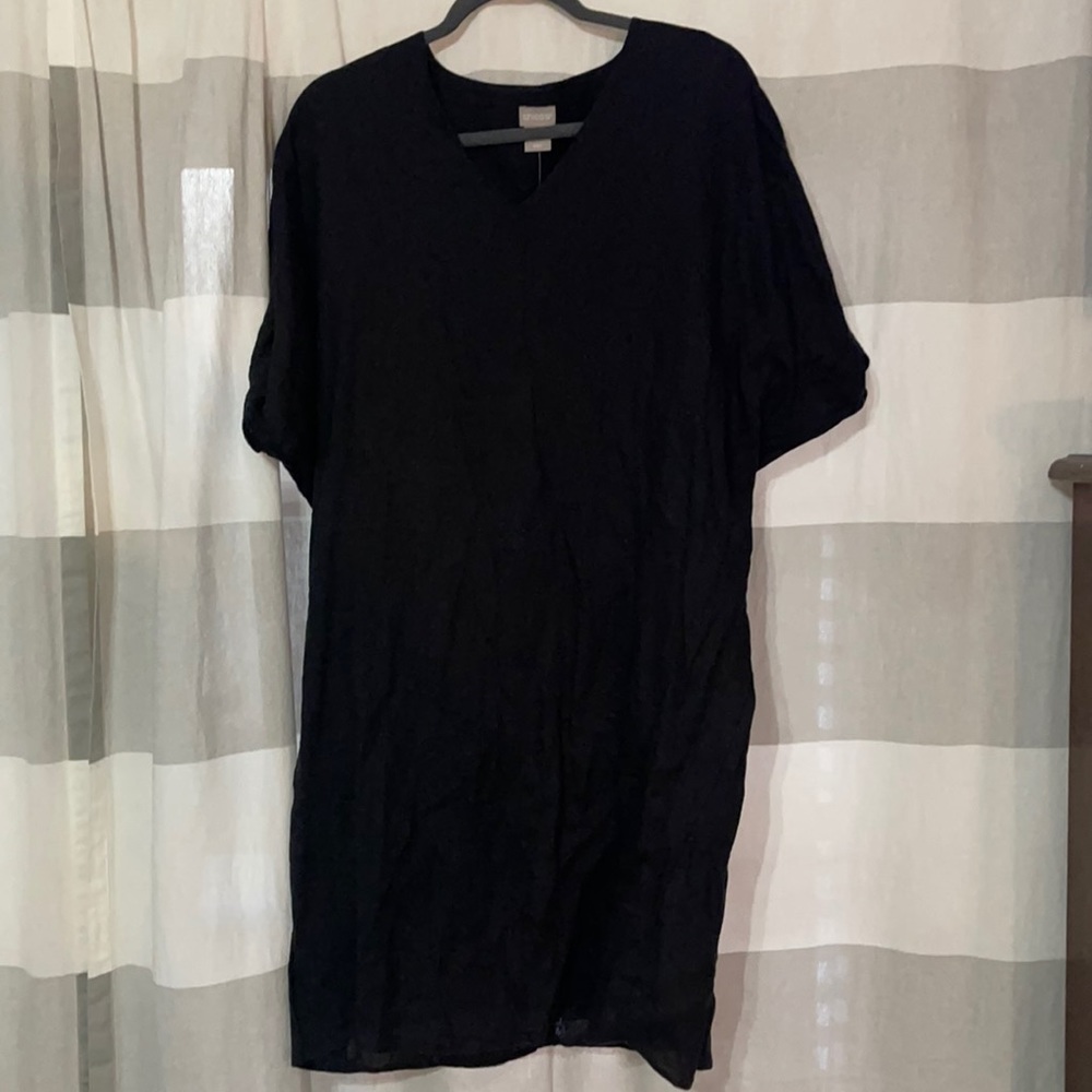 NWT Chico’s Black Linen Vneck shift size 2